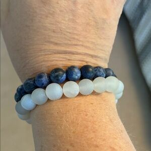 Chic Blue and White Beaded Bracelets, pair. EUC.